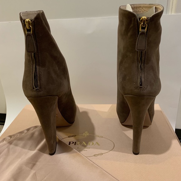 Prada buff brown platform back zip mid boots 7 - Picture 2 of 7